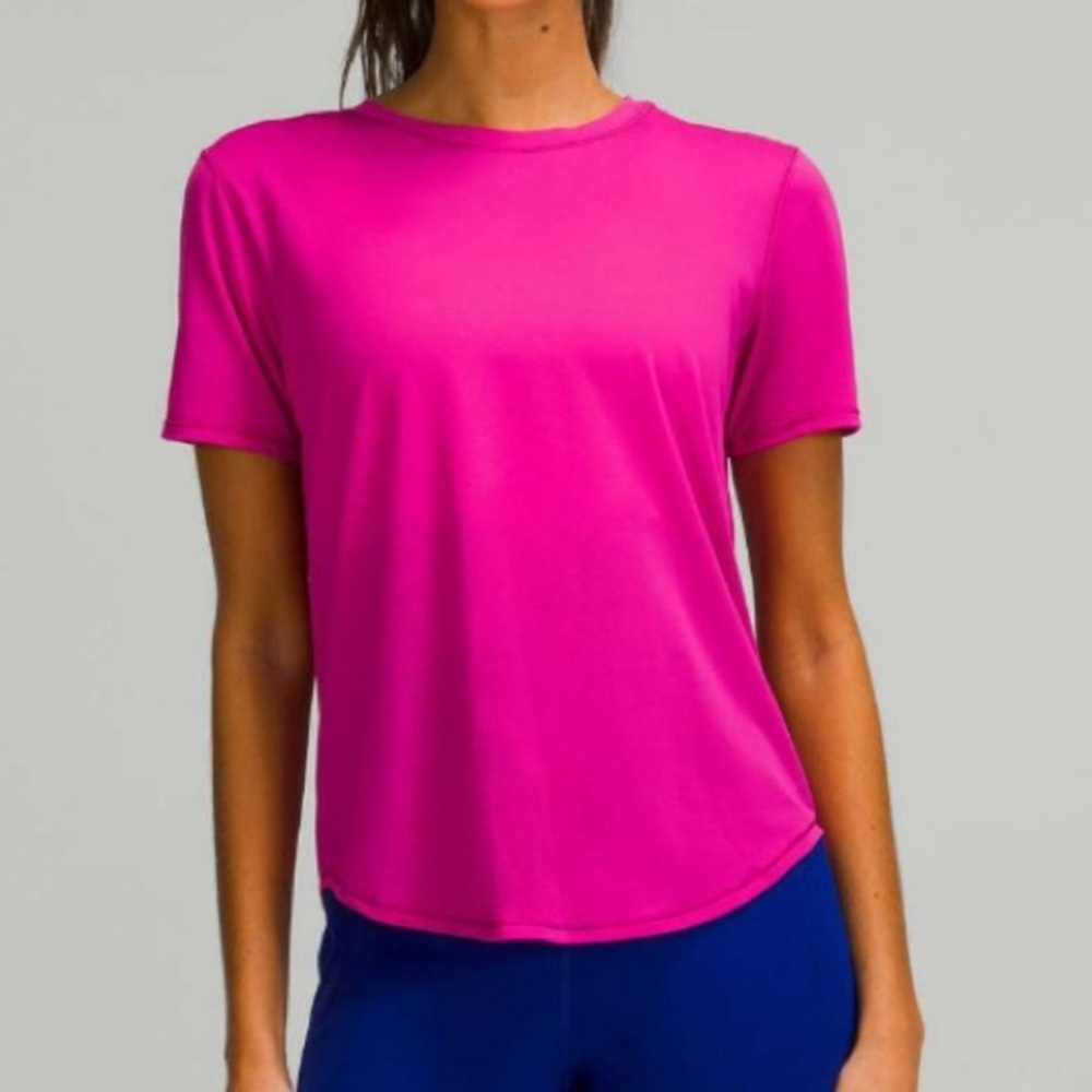 Lululemon shirt size 4